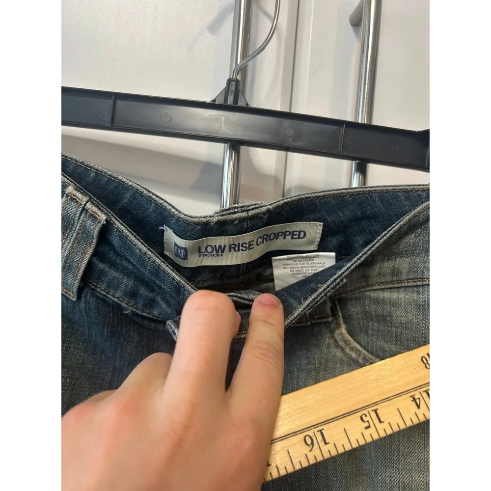 Gap Low Rise Cropped Jeans Medium Wash Double Button Denim Pants